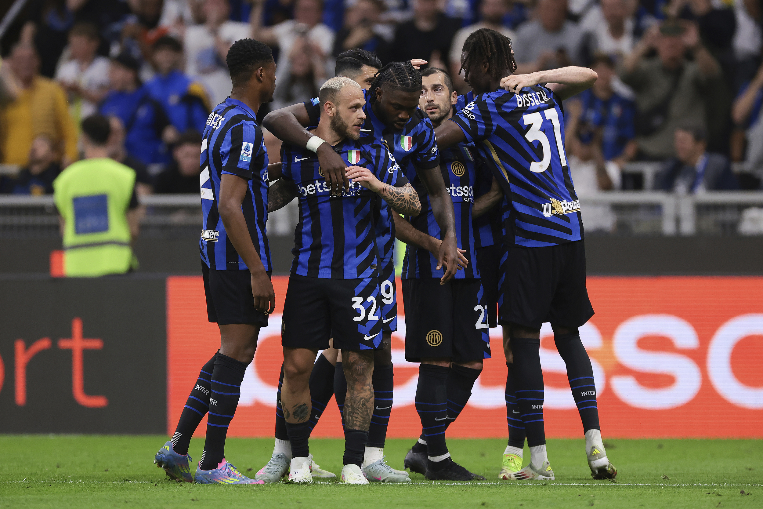 亚博官网 -包含意大利杯倒计时，费城76人窗口期官宣签约，细节引发关注，球迷炸锅，纪律约束更严格的词条