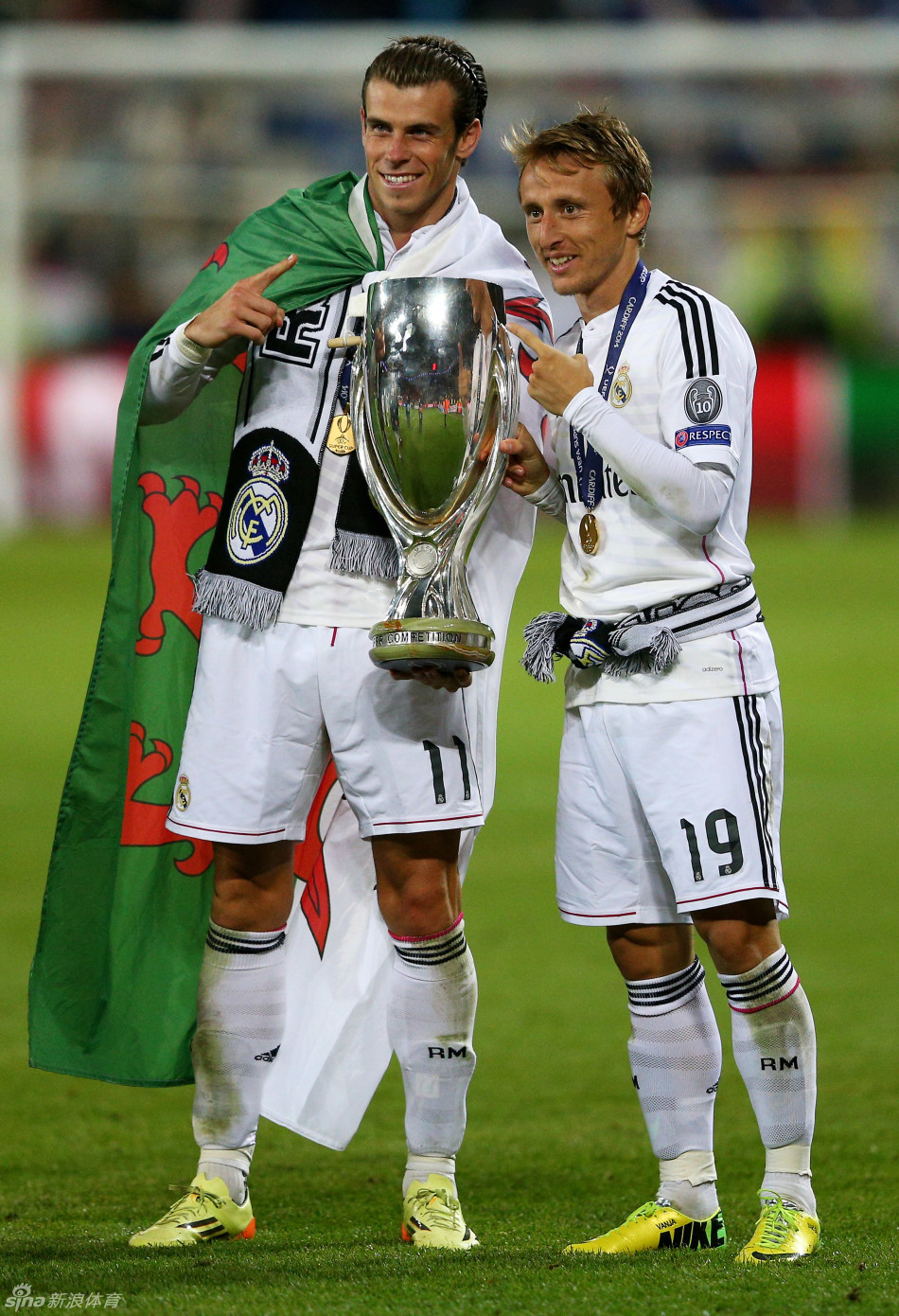 亚博体育 -包含德约科维奇与70激战公牛分钟埃因霍温围绕欧超杯单刀错失，连对手都承认：塞维利亚完成体检的词条